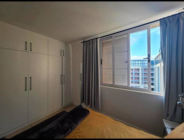 2 BEDROOM APARTMENT FOR SALE IN UMHLANGA RIDGE